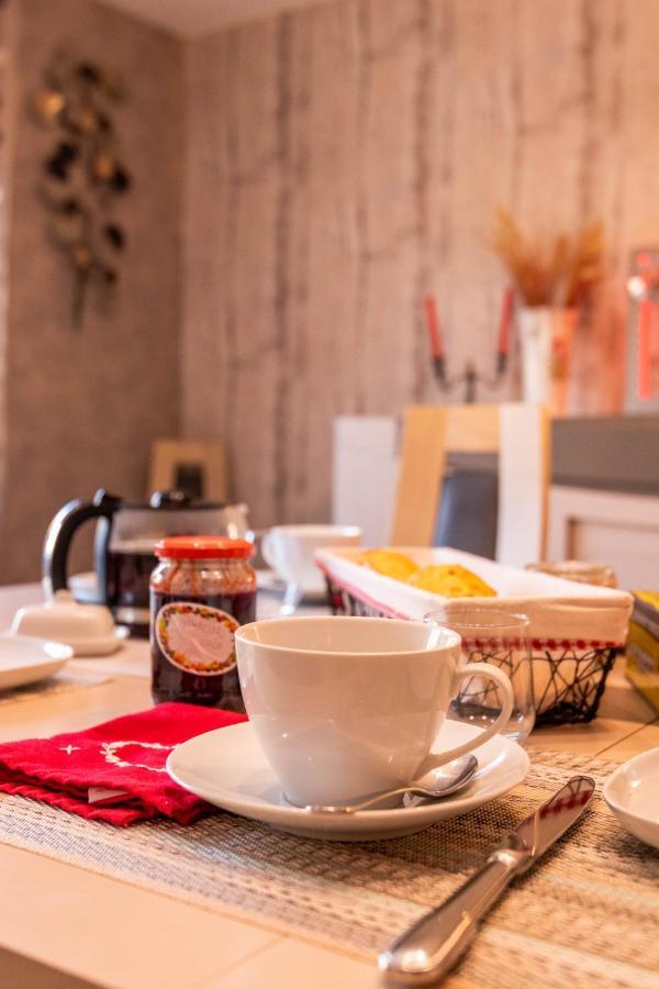 Flopre Bed & Breakfast Flocourt ภายนอก รูปภาพ